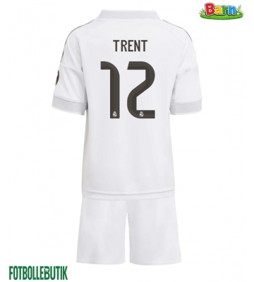 Real Madrid Alexander-Arnold #12 Hemmaställ Barn 2025-26 Kortärmad (+ Korta byxor)